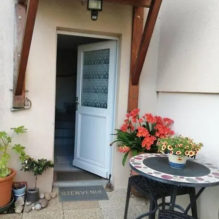 Charmant Studio * Les Rosiers